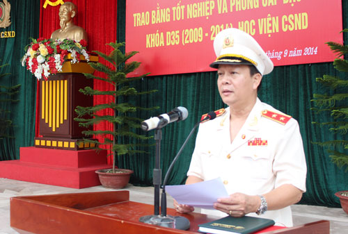 Trung tướng, GS.TS Nguyễn Xuân Yêm, Giám đốc Học viện CSND phát biểu tại buổi lễ